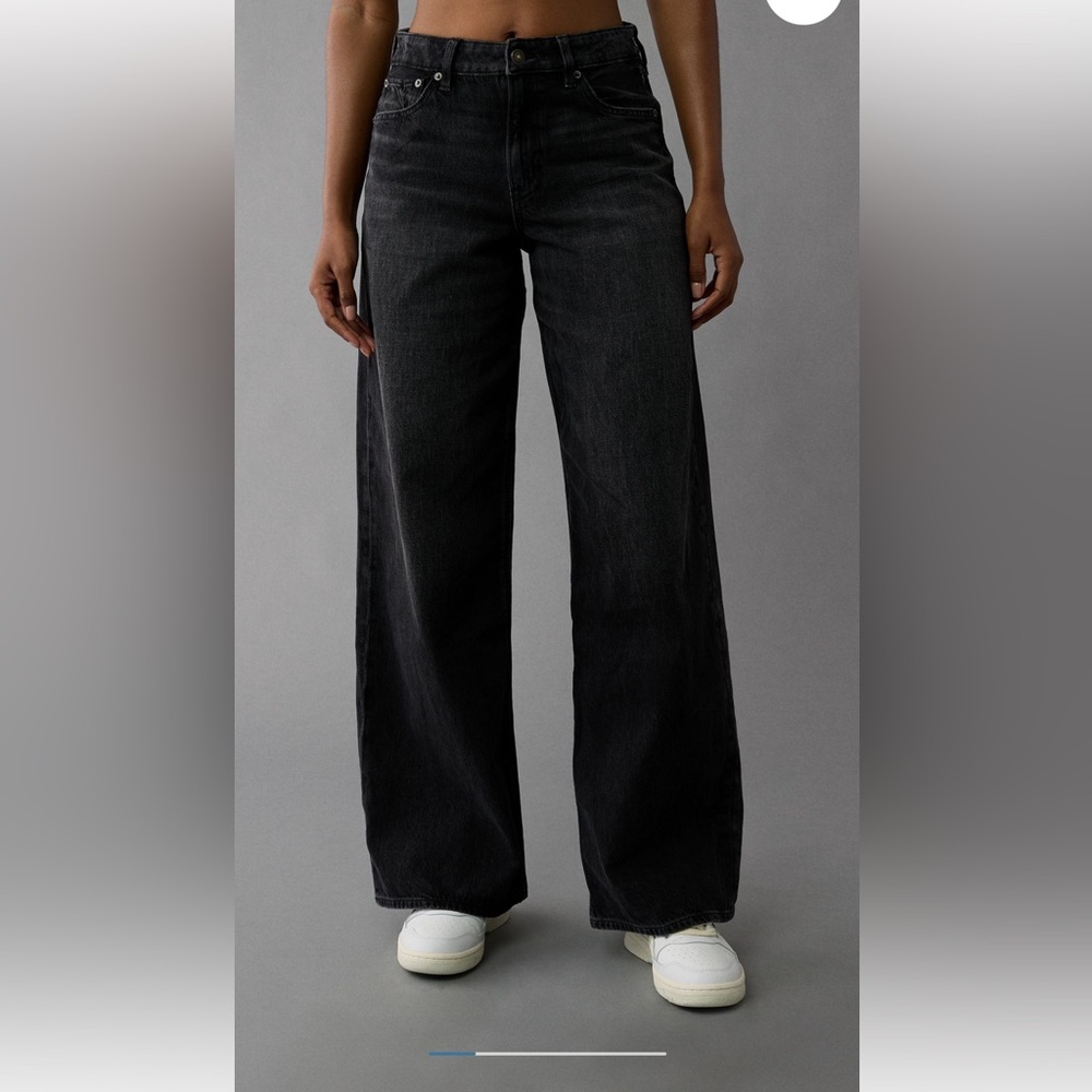 AE Strigid Super High Waisted Ultra Wide-Leg Jean regular 6 28W